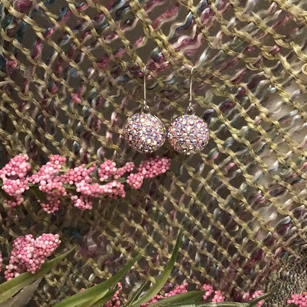 #256 Ball Earrings